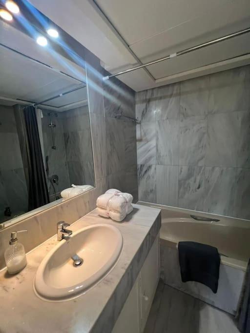 Apartment Beachside Apartment In Center Of Marbella