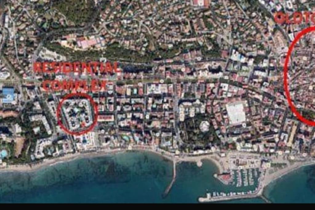 Beachside Apartment In Center Of Marbella *
