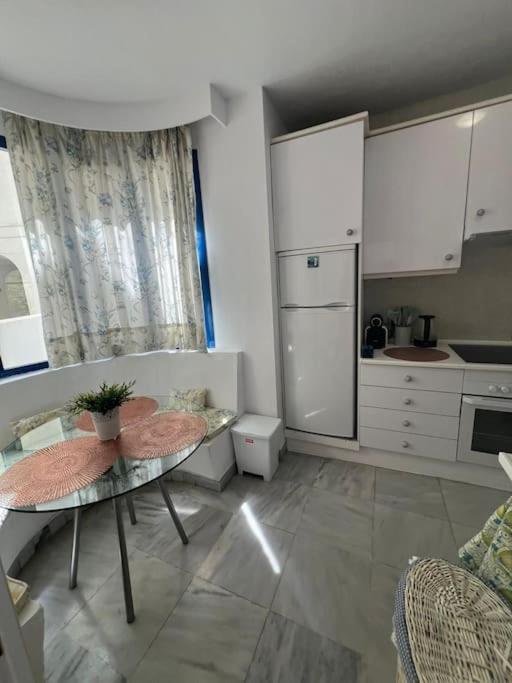 Apartment Beachside Apartment In Center Of Marbella